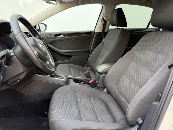 Volkswagen Jetta VI с пробегом 2012 года, цена 750 000 рублей, 278499 км, седан, Автокод Объявления