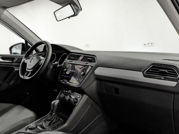 Volkswagen Tiguan II с пробегом 2020 года, цена 2 525 000 рублей, 137900 км, внедорожник, Автокод Объявления