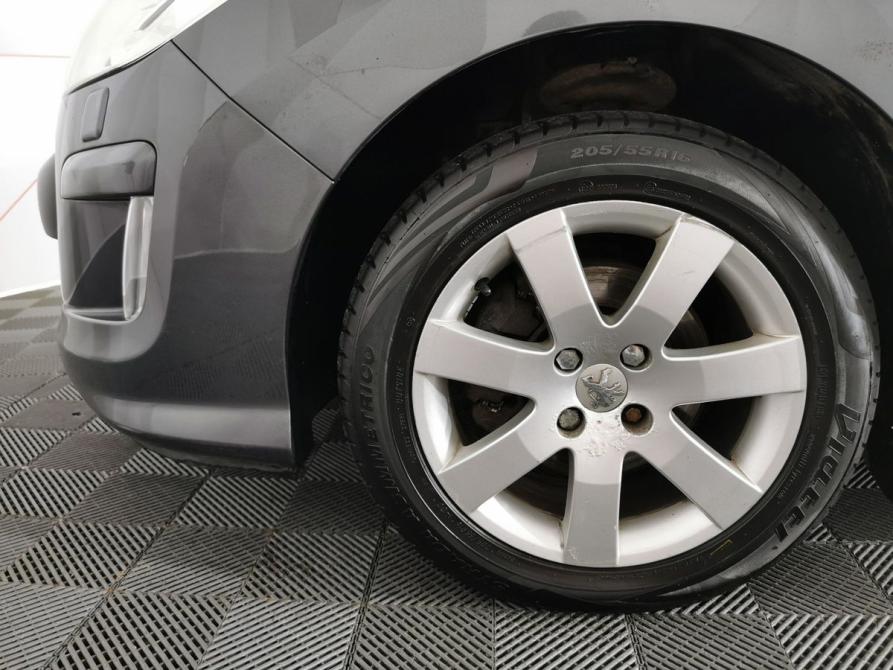 Peugeot 308 I Москва  - изображение 9