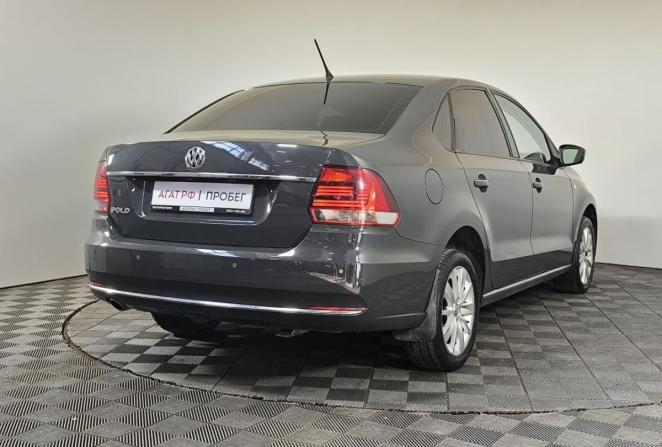 Volkswagen Polo V Рестайлинг с пробегом 2015 года, цена 940 000 рублей, 134680 км, седан, Автокод Объявления
