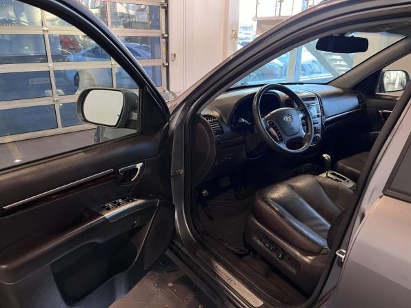 Hyundai Santa Fe II Рестайлинг с пробегом 2012 года, цена 1 240 000 рублей, 220292 км, внедорожник, Автокод Объявления