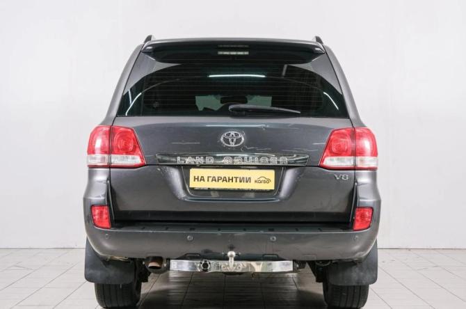 Toyota Land Cruiser 200 Series с пробегом 2011 года, цена 3 149 000 рублей, 242000 км, внедорожник, Автокод Объявления