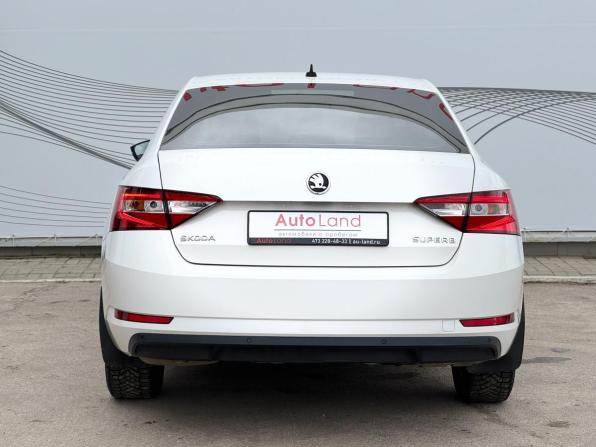 Skoda Superb III с пробегом 2018 года, цена 1 650 000 рублей, 165081 км, лифтбек, Автокод Объявления