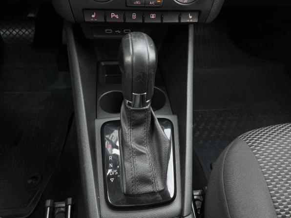 Volkswagen Polo VI с пробегом 2022 года, цена 1 275 000 рублей, 157738 км, лифтбек, Автокод Объявления