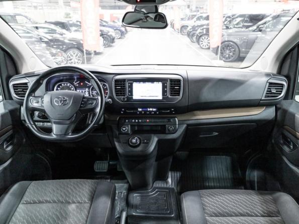 Toyota ProAce II с пробегом 2018 года, цена 3 585 000 рублей, 96000 км, минивэн, Автокод Объявления