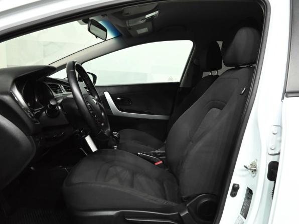 Kia Ceed II с пробегом 2014 года, цена 800 000 рублей, 202726 км, хэтчбек, Автокод Объявления