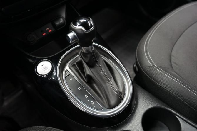 Kia Soul II Рестайлинг с пробегом 2018 года, цена 1 665 000 рублей, 173800 км, хэтчбек, Автокод Объявления