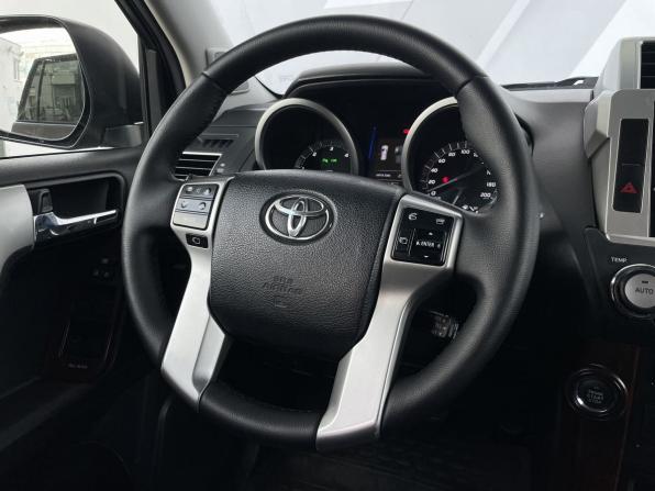 Toyota Land Cruiser Prado 150 Series Рестайлинг 1 с пробегом 2014 года, цена 3 580 000 рублей, 189512 км, внедорожник, Автокод Объявления