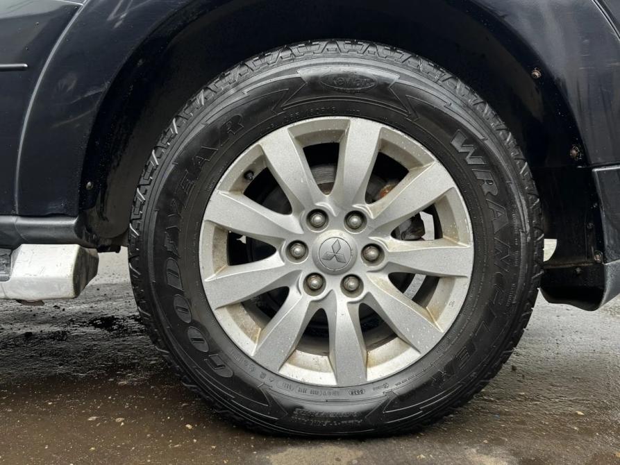 Mitsubishi Pajero IV Рестайлинг 1 Москва  - изображение 14