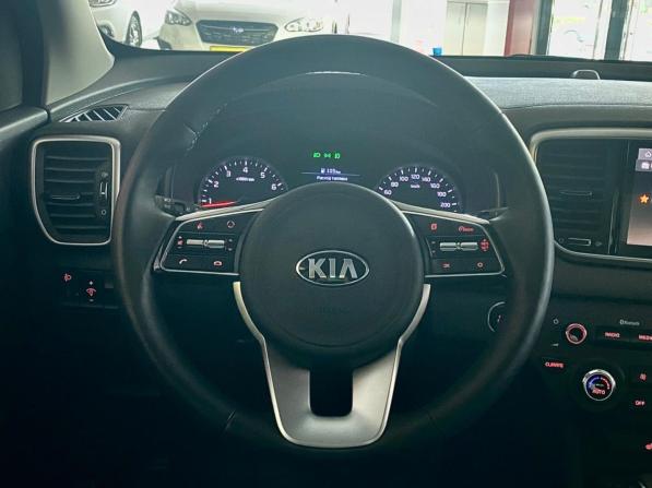 Kia Sportage IV Рестайлинг с пробегом 2022 года, цена 2 950 000 рублей, 52 км, внедорожник, Автокод Объявления