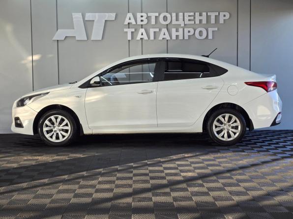 Hyundai Solaris II с пробегом 2017 года, цена 1 249 000 рублей, 148000 км, седан, Автокод Объявления