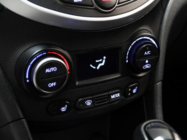 Hyundai Solaris I Рестайлинг с пробегом 2016 года, цена 828 077 рублей, 224037 км, седан, Автокод Объявления