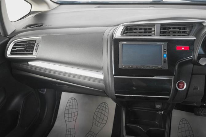 Honda Fit III с пробегом 2016 года, цена 1 199 000 рублей, 84000 км, хэтчбек, Автокод Объявления