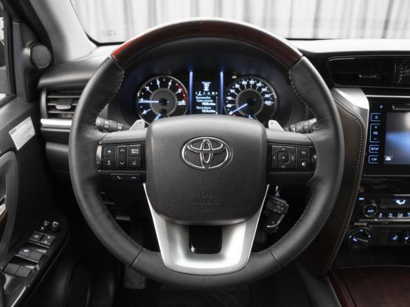 Toyota Fortuner II с пробегом 2018 года, цена 3 740 000 рублей, 123629 км, внедорожник, Автокод Объявления