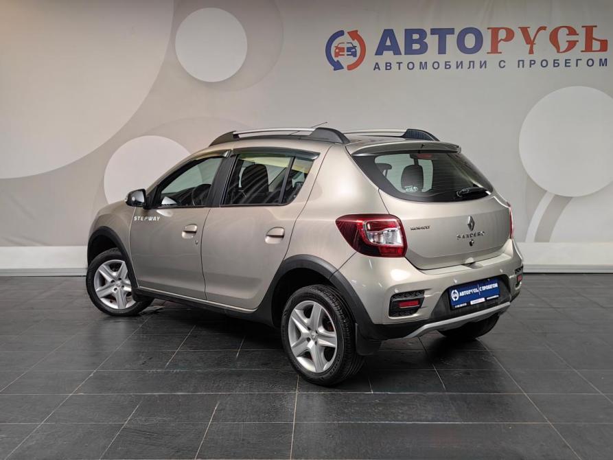Renault Sandero II Москва  - изображение 2