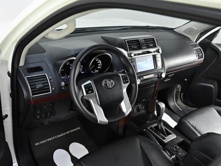 Toyota Land Cruiser Prado 150 Series Рестайлинг 1 Москва  - изображение 6