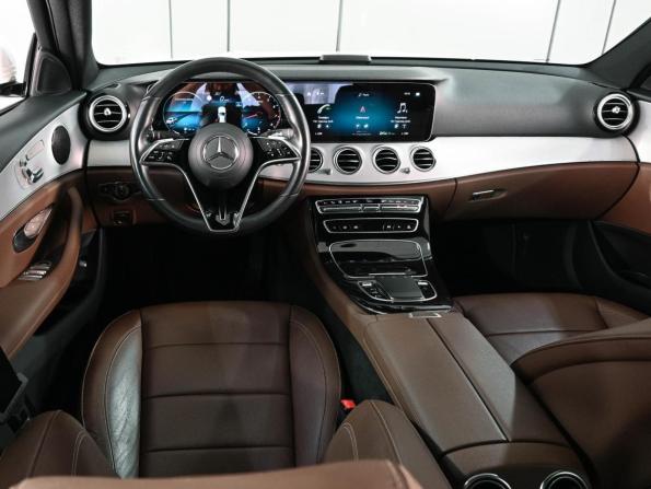 Mercedes-Benz E-Класс V (W213 S213 C238) Рестайлинг с пробегом 2021 года, цена 5 299 000 рублей, 50062 км, седан, Автокод Объявления