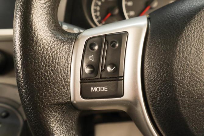 Toyota Ractis II с пробегом 2013 года, цена 889 000 рублей, 165000 км, хэтчбек, Автокод Объявления