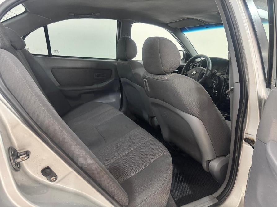 Hyundai Elantra III (XD2) Рестайлинг Екатеринбург  - изображение 12