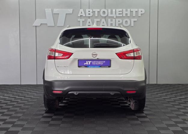 Nissan Qashqai II с пробегом 2018 года, цена 1 775 000 рублей, 152000 км, внедорожник, Автокод Объявления