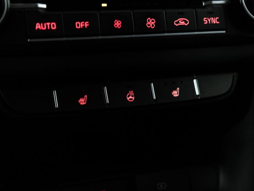 Kia Ceed III Рестайлинг Санкт-Петербург  - изображение 17