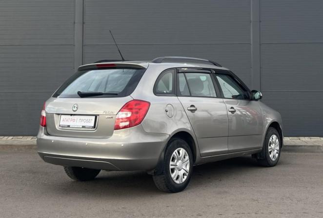Skoda Fabia II Рестайлинг с пробегом 2011 года, цена 500 000 рублей, 183330 км, универсал, Автокод Объявления