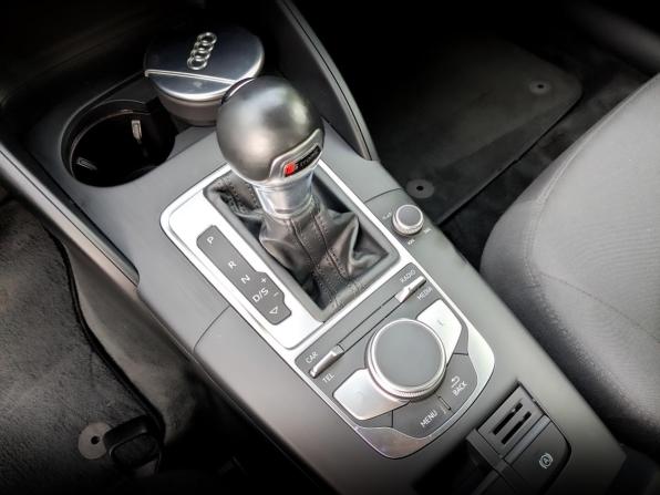 Audi A3 III (8V) Рестайлинг с пробегом 2017 года, цена 2 000 000 рублей, 103822 км, седан, Автокод Объявления