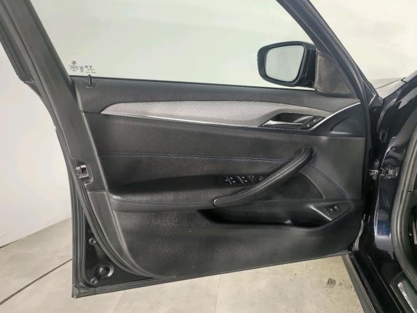 BMW 5 серии VII (G30/G31/G38) с пробегом 2018 года, цена 2 519 000 рублей, 176061 км, седан, Автокод Объявления