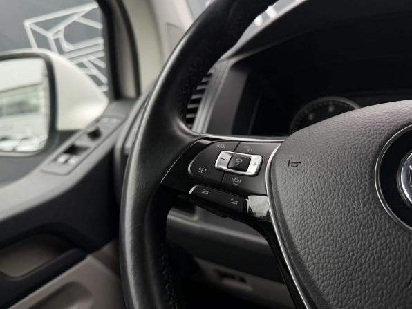 Volkswagen Transporter T6 с пробегом 2016 года, цена 2 199 000 рублей, 123592 км, минивэн, Автокод Объявления