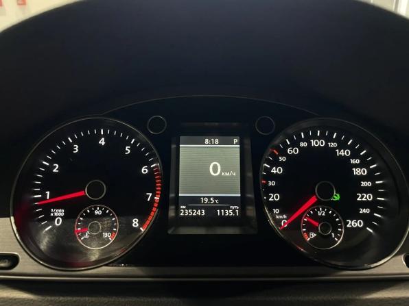 Volkswagen Passat B7 с пробегом 2012 года, цена 950 000 рублей, 235240 км, седан, Автокод Объявления