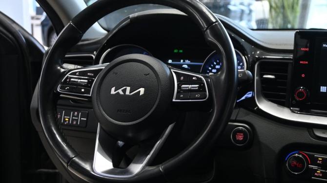 Kia Ceed III Рестайлинг с пробегом 2022 года, цена 1 970 000 рублей, 82215 км, универсал, Автокод Объявления