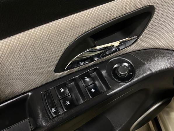 Chevrolet Cruze I с пробегом 2011 года, цена 660 000 рублей, 182871 км, седан, Автокод Объявления