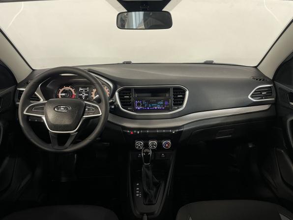 Lada (ВАЗ) Vesta I Рестайлинг (NG) с пробегом 2024 года, цена 1 299 000 рублей, 28000 км, седан, Автокод Объявления