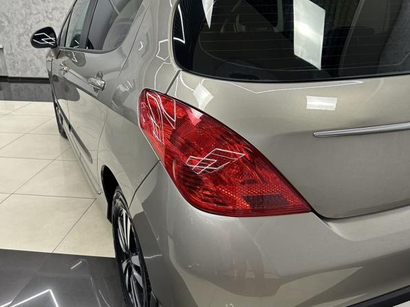 Peugeot 308 I Рестайлинг с пробегом 2012 года, цена 595 000 рублей, 129138 км, хэтчбек, Автокод Объявления