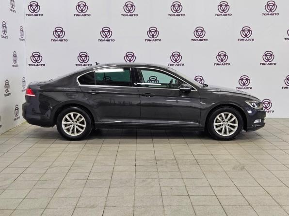 Volkswagen Passat B8 с пробегом 2019 года, цена 1 884 000 рублей, 113840 км, седан, Автокод Объявления