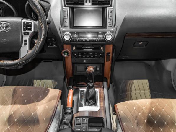 Toyota Land Cruiser Prado 150 Series с пробегом 2009 года, цена 2 650 000 рублей, 216587 км, внедорожник, Автокод Объявления