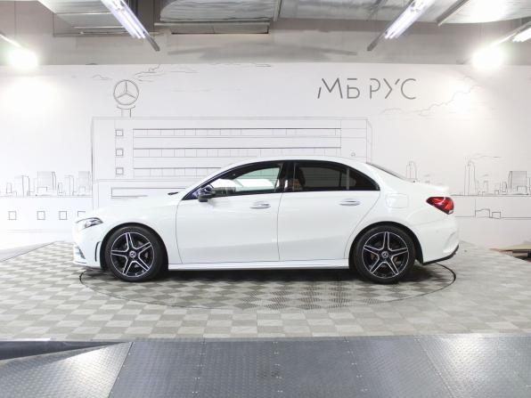 Mercedes-Benz A-Класс IV (W177) с пробегом 2021 года, цена 2 420 000 рублей, 131701 км, седан, Автокод Объявления