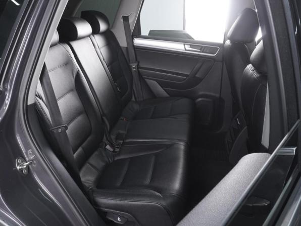 Volkswagen Touareg II с пробегом 2012 года, цена 2 000 000 рублей, 200420 км, внедорожник, Автокод Объявления