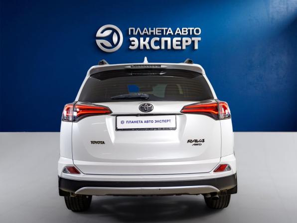 Toyota RAV4 IV (XA40) Рестайлинг с пробегом 2019 года, цена 2 550 000 рублей, 134623 км, внедорожник, Автокод Объявления