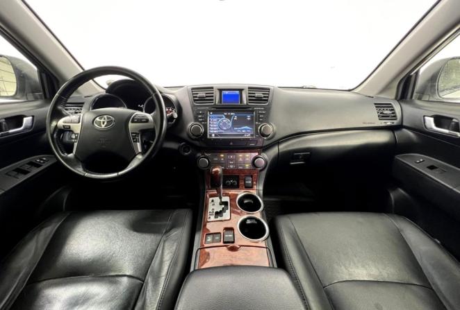 Toyota Highlander II (XU40) Рестайлинг с пробегом 2012 года, цена 1 455 000 рублей, 272343 км, внедорожник, Автокод Объявления