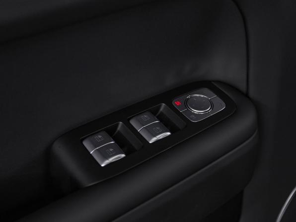Новый Li Auto (Lixiang) L7 I Рестайлинг 2025 года, цена 10 390 000 рублей, внедорожник, Автокод Объявления