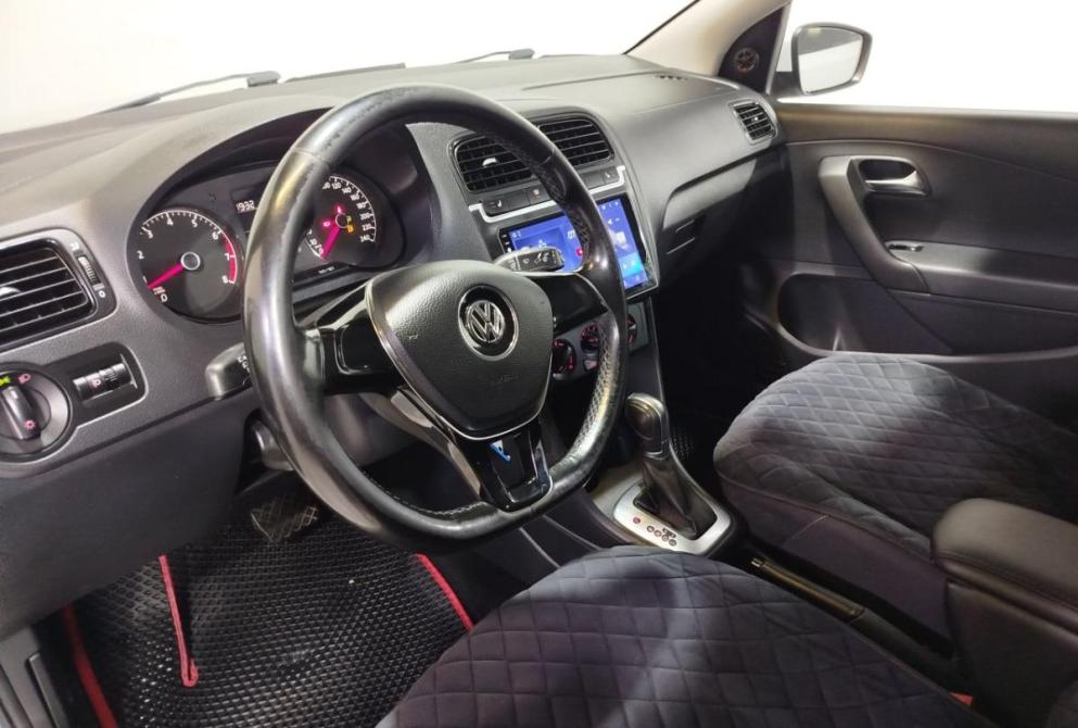 Volkswagen Polo V Рестайлинг Саратов  - изображение 20