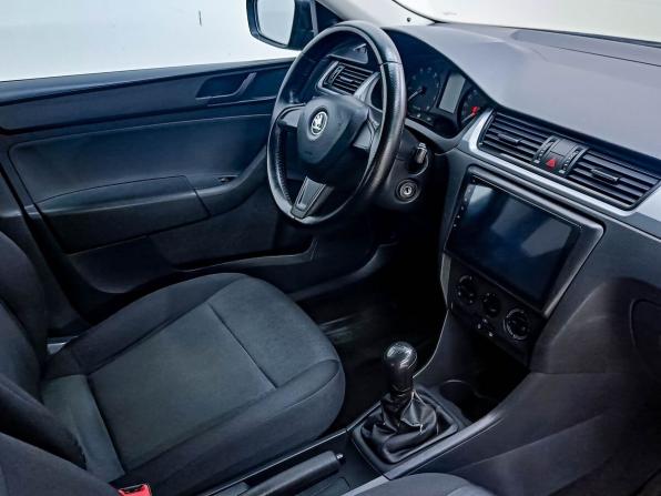 Skoda Rapid I с пробегом 2014 года, цена 659 000 рублей, 209529 км, универсал, Автокод Объявления