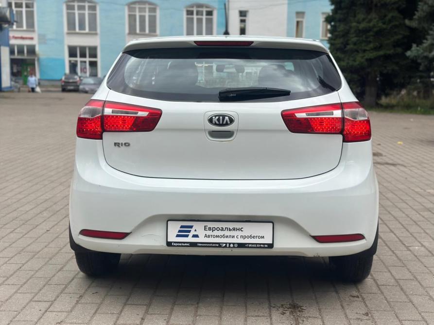 Kia Rio III Великий Новгород  - изображение 6