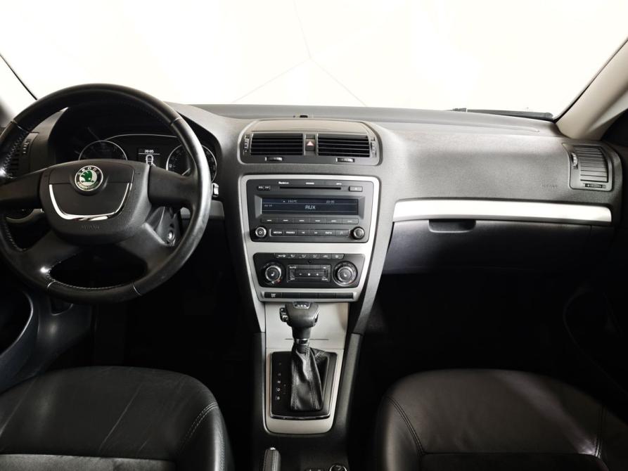 Skoda Octavia II (A5) Рестайлинг Москва  - изображение 14