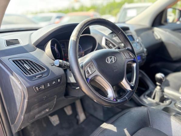Hyundai ix35 I с пробегом 2010 года, цена 900 000 рублей, 278674 км, внедорожник, Автокод Объявления