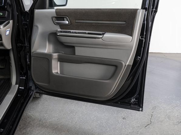Honda Stepwgn IV Рестайлинг с пробегом 2015 года, цена 2 050 000 рублей, 170190 км, минивэн, Автокод Объявления
