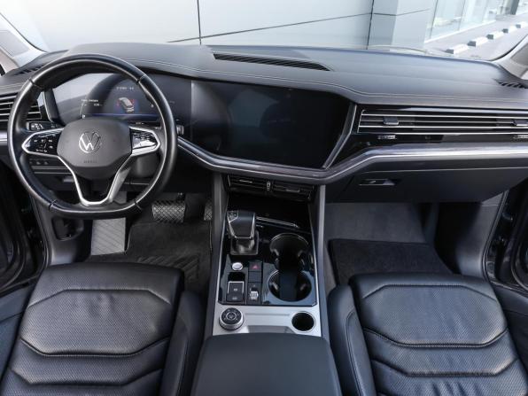 Volkswagen Touareg III с пробегом 2021 года, цена 7 398 000 рублей, 36100 км, внедорожник, Автокод Объявления