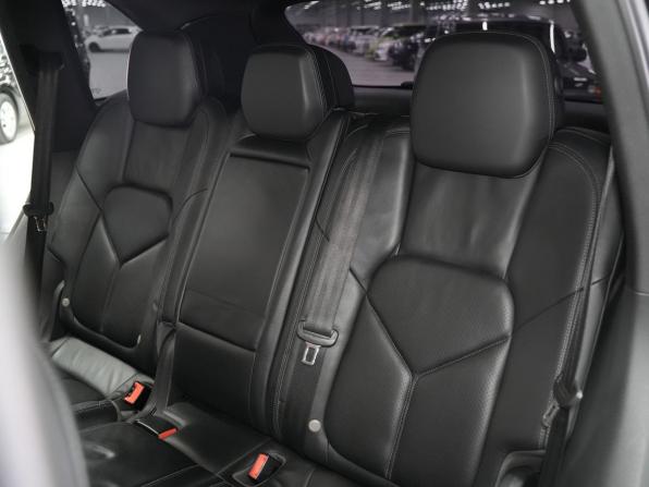 Porsche Cayenne II (958) с пробегом 2011 года, цена 2 850 000 рублей, 165500 км, внедорожник, Автокод Объявления