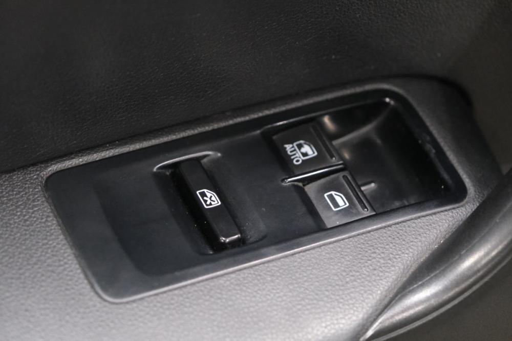 Volkswagen Polo V Омск  - изображение 10